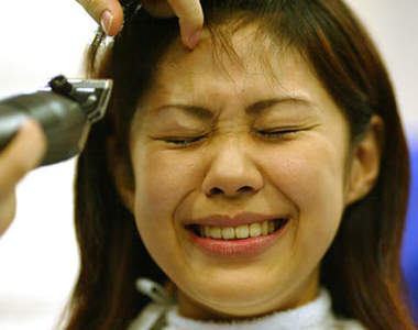 剃髮市場　又喊又叫又會笑但別誤會~不是Ａ片喔