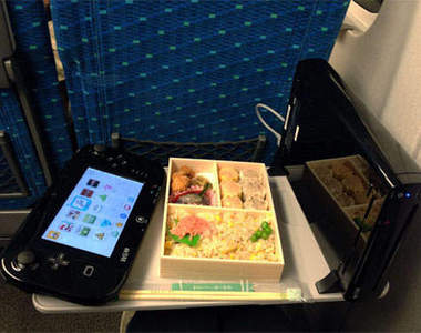出門搭新幹線也可以玩Wii U～第一台掌上型家機？
