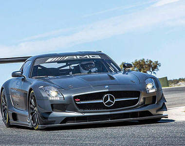 45周年紀念版《賓士SLS AMG GT3》是賽車也是夢幻收藏品~