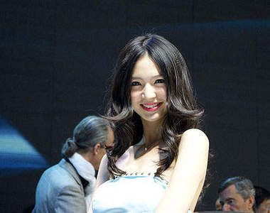 北京車展麻斗爭豔！來看看熟悉的東方臉孔吧～♥