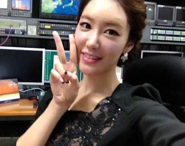 《韓國氣象主播林賢貞》露美腿 真的有觀眾能專心聽氣象嗎...