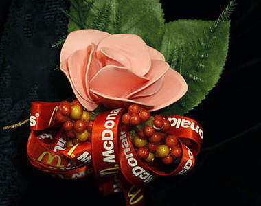 《麥當勞結婚派對》♥ 訂不到場地的朋友可以試試看喔！