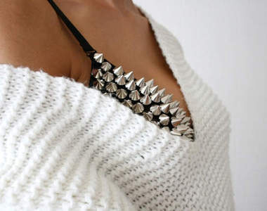 這樣的胸罩 不怕有人襲胸了～