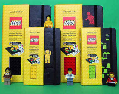 《LEGO限定款筆記本》樂高積木可以直接拼在筆記本上!