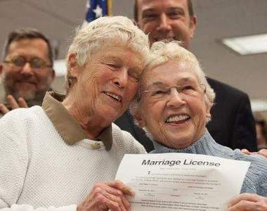 華盛頓州 同志婚姻合法化首日的結婚者們