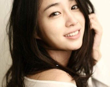 韓國人氣美女 稚嫩照片大公開