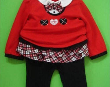 再也不用怕小孩衣物被大衣架撐壞囉~