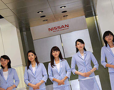 新血入列！來看看2012年的Nissan窈窕淑女們吧～♥