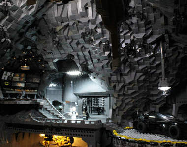 樂高蝙蝠洞 兩萬片零件用愛與感動打造的蝙蝠俠基地