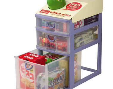 辦公室人性大考驗!《office glico》超便利的零食販賣小青蛙