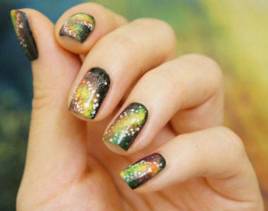 指彩系列《銀河系彩繪》以後咬指甲都能咬碎一顆木星