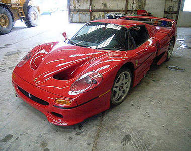 200萬有找買法拉利F50?還是FBI認證過的喔!(誤)