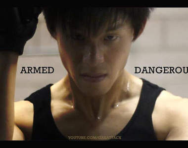 超炫特效武打哥 硬底子真功夫就差沒拿雙截棍了