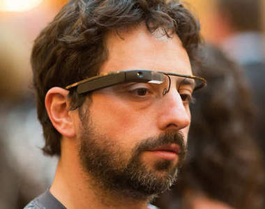 沒搞錯!?谷哥創辦人 搶先戴上《谷哥「X」眼鏡》逛大街!