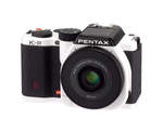 擁有獨特設計的Pentax最新款單眼相機《K-01 》已經在台發表啦! 擁有獨特設計的Pentax最新款單眼相機《K-01 》已經在台發表啦!