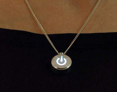 開關ON!專為女性打造的「蘋果i項鍊」《iNecklace》性感登場!