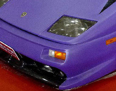 讓我們熱烈歡迎中國首台手工打造超級跑車(鼓掌)......