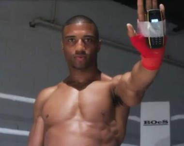 世界拳王代言 地上防禦力最強的三防手機《Sonim XP5520 Bolt》！