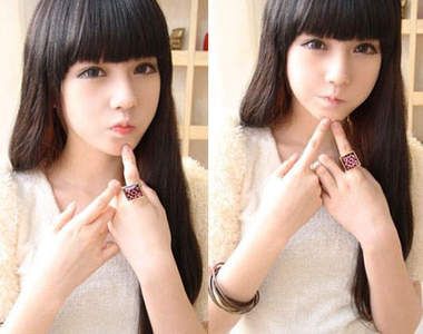 人氣韓國網拍麻豆《朴孝珍》好會擺可愛姿勢呦～♥