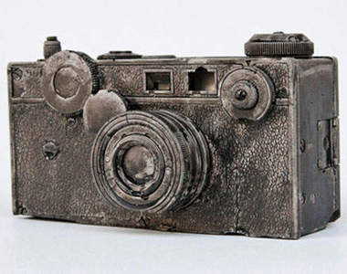 超硬派《水泥相機》 這樣以後拍照就不怕摔壞了吶~(誤)！