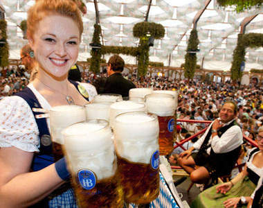 《德國啤酒節》當個醉後大丈夫～一路喝到茫♫