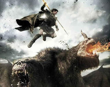 《怒戰天神》帕修斯：平平同樣是打巨人~但我們這片比較好看(誤)