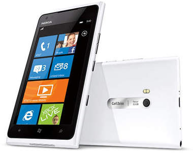 傳Nokia最新兩款WP 8新機 《Lumia 910》&《Lumia 1001》接連曝光?