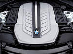 誰說V12引擎過時？讓BMW用760Li特別版幫它過25歲生日～
