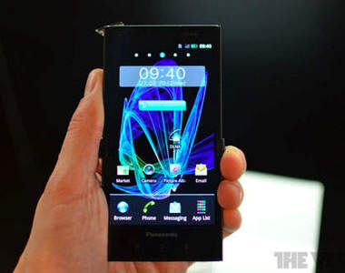 Panasonic超吸晴手機續作《 Eluga Power》搶先發表啦!