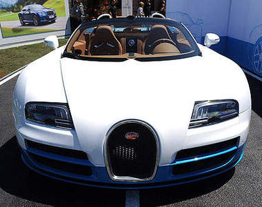 山豬又有新衣穿！特別版Bugatti Veyron看起來既經典又騷包～♥