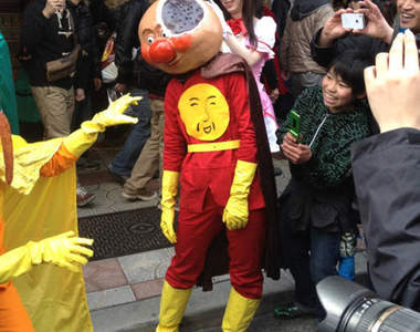 關西大阪日本橋的街頭嘉年華會♪~好有趣的 Cosplay 哇!