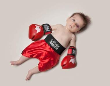 《嬰兒Cosplay秀》嬰兒呀~到底發生了什麼事?!