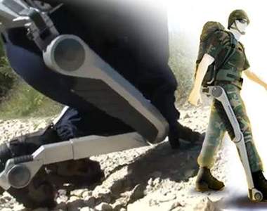 《Hercule》可背重物又可行千里的機械輔助足具 