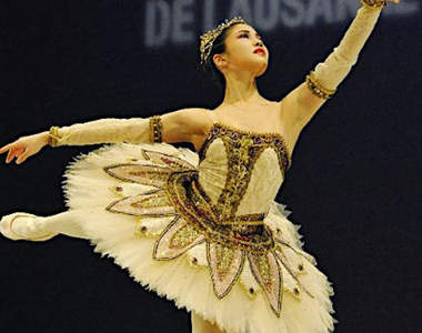 芭蕾舞正妹～ 17 歲的高校生菅井円加♥