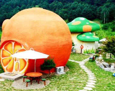 韓國《主題渡假村》想住香菇屋還是橘子屋?