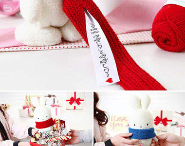 《傳情小兔娃》圍巾裡還有濃情蜜意喔♥