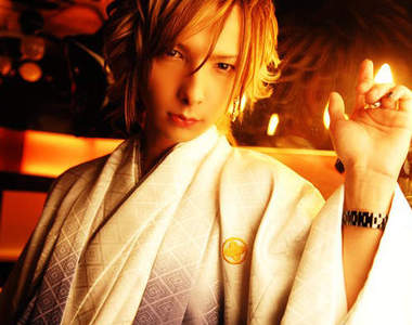 超美型！No.1《混血男公關》好想聽你說法文～♥