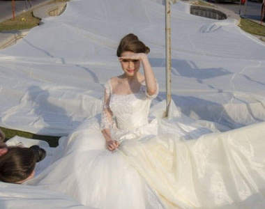 《世界最長婚紗》到底是有多長阿～⊙▽⊙