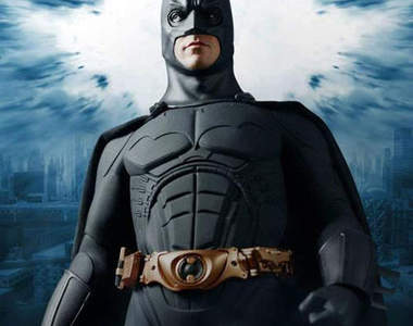 開戰版蝙蝠俠 1:4比例模型開賣