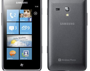 三星最新款WP7.5新機《Omnia M》真機照搶先看啦!