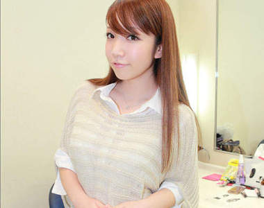 平山藍里 奶香噴噴的美乳寫真新偶像