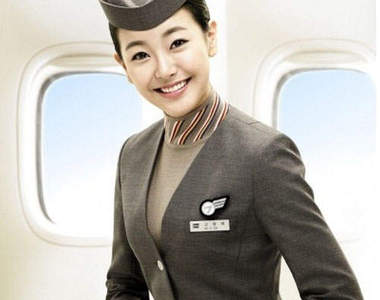 韓亞航空新代言人《高媛熙》年僅18歲？