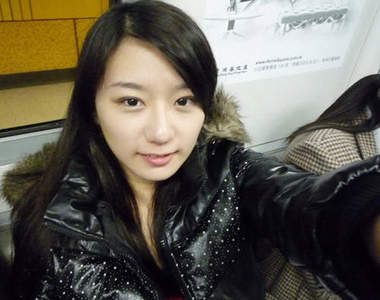 野豬妹 方邵淇 徐譽庭新書短片《馬子們！》的女主角