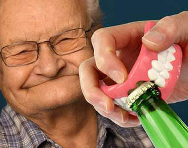 免流汗開瓶法 五招開罐撇步就是要給它帥一下