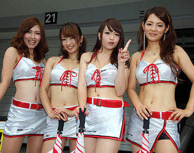 熱騰騰Super GT賽車女郎!6小時激戰一定要提振士氣啊~♥