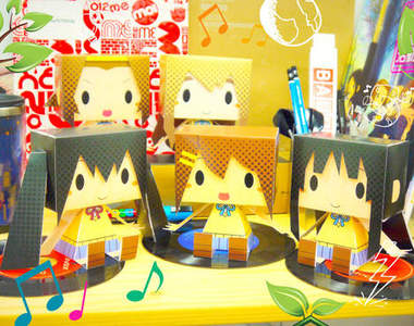 兩頭身紙模人 卡哇伊新流行～