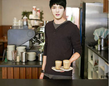 金在中咖啡廳coffee cojjee  可以來一杯在中嗎>//<