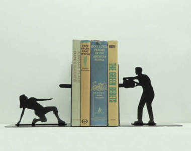 《創意書擋》 在書外上演驚悚畫面～