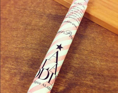 可愛粉紅調味罐♥ 裡面裝的竟然是生薑粉（驚）