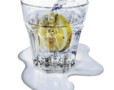 好可愛的《創意杯墊》買了還是會忘記用wwww